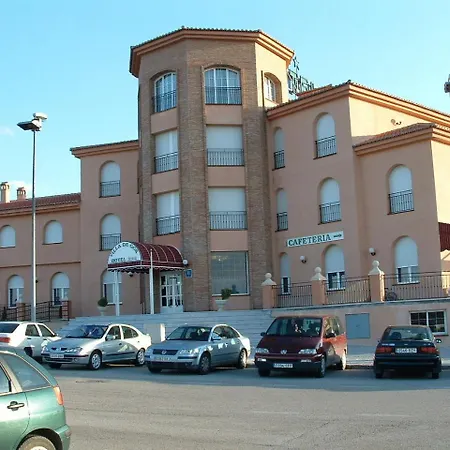 De 3*