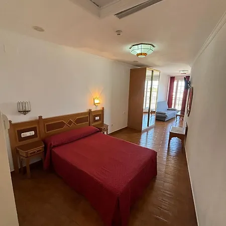 De 3*