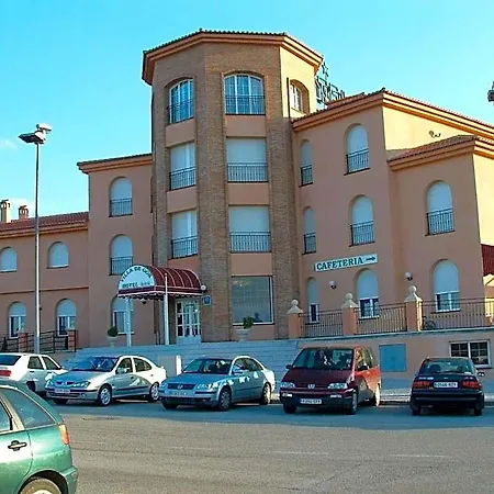 De 3*